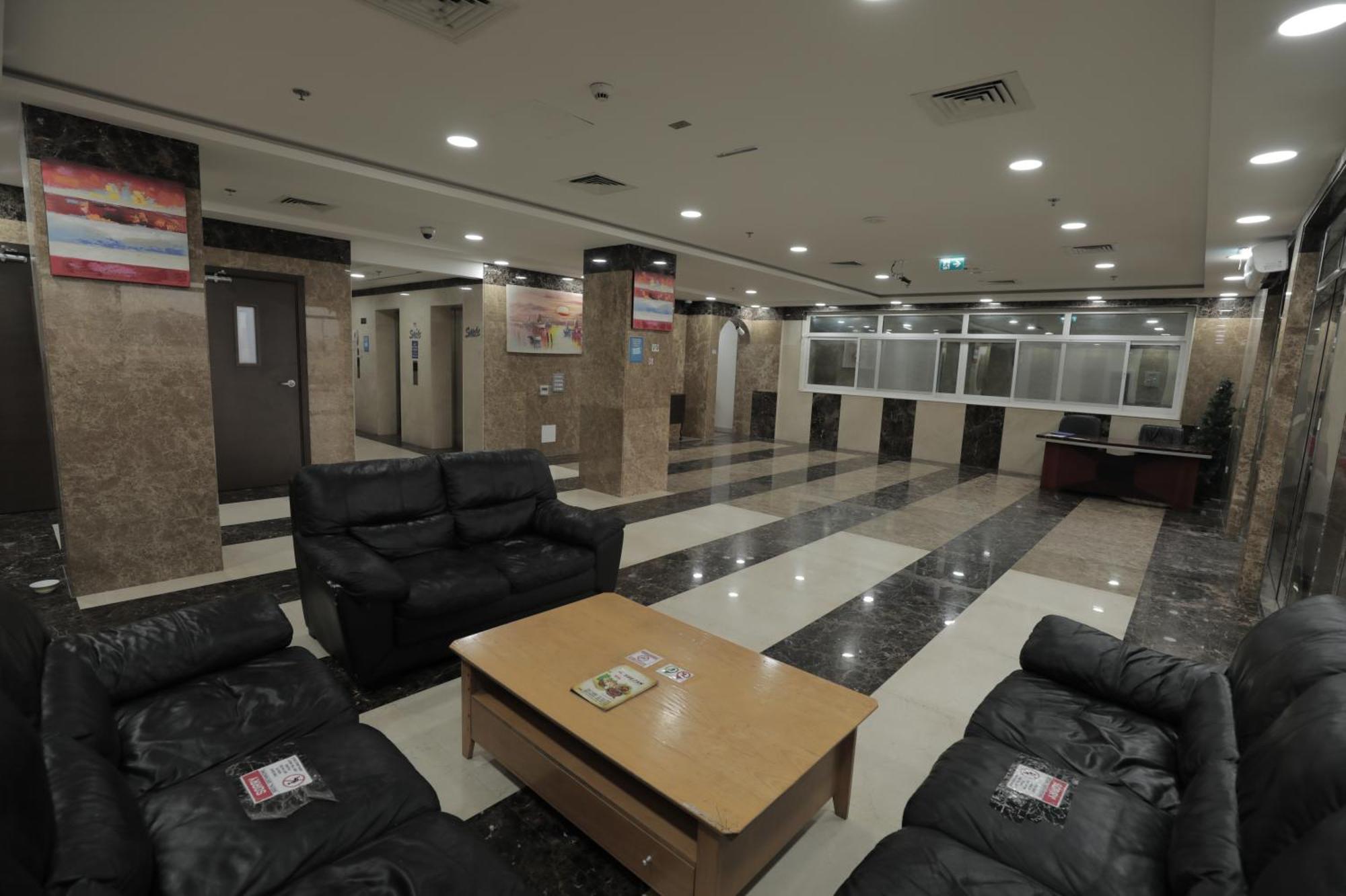 Al Fahad 2 Small Rooms For Men Tecom Dubai Eksteriør billede
